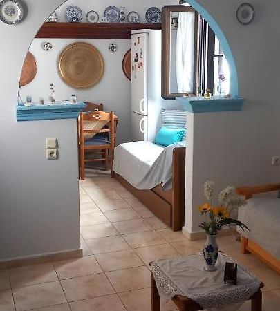 Ftoulis Apartment Skyros Bagian luar foto