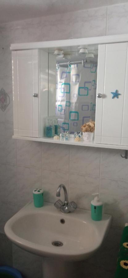 Ftoulis Apartment Skyros Bagian luar foto